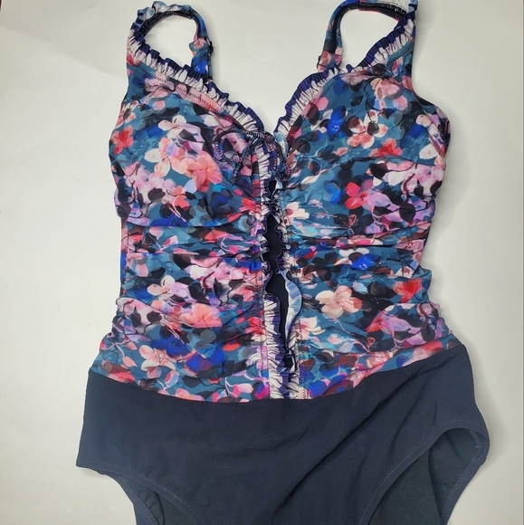 Profile by Gottex Romeo and Juliette One Piece Swimsuit - Picture 1 of 12